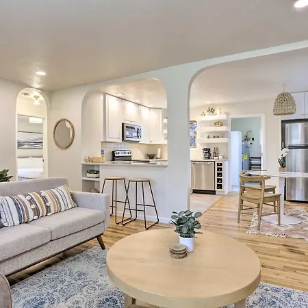 Villa Contemporary Boise House With Large Backyard!